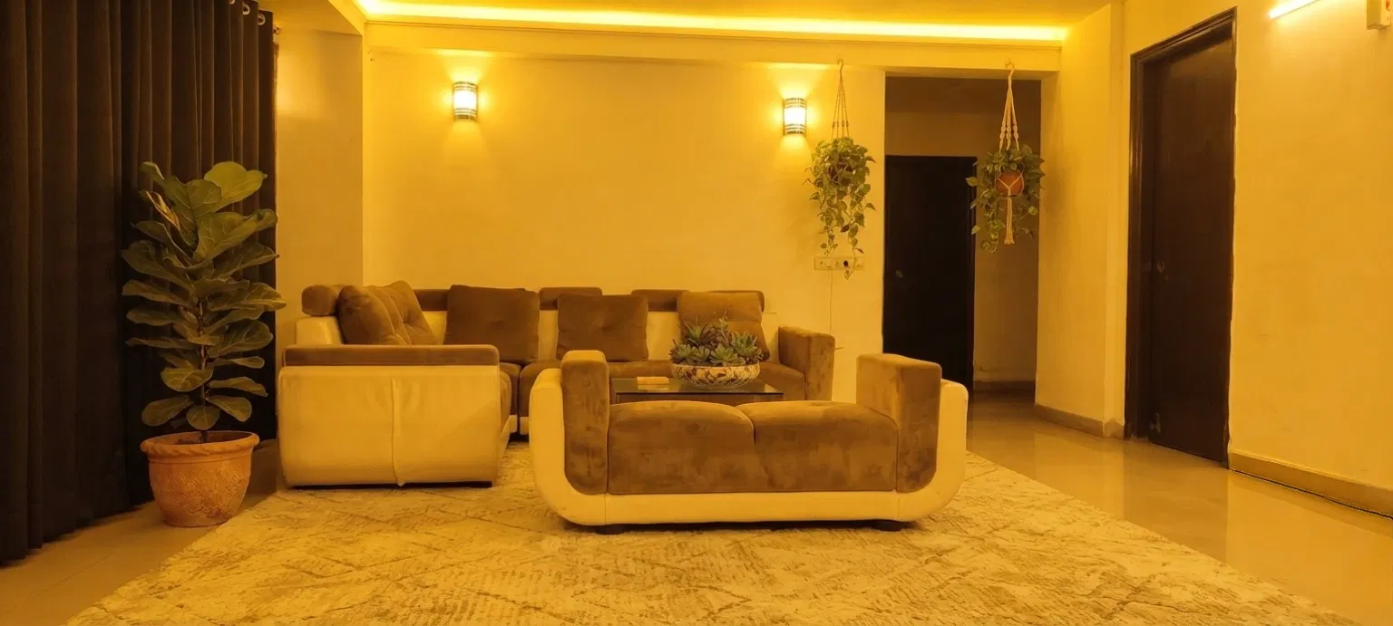 Bhawana Apartments 402