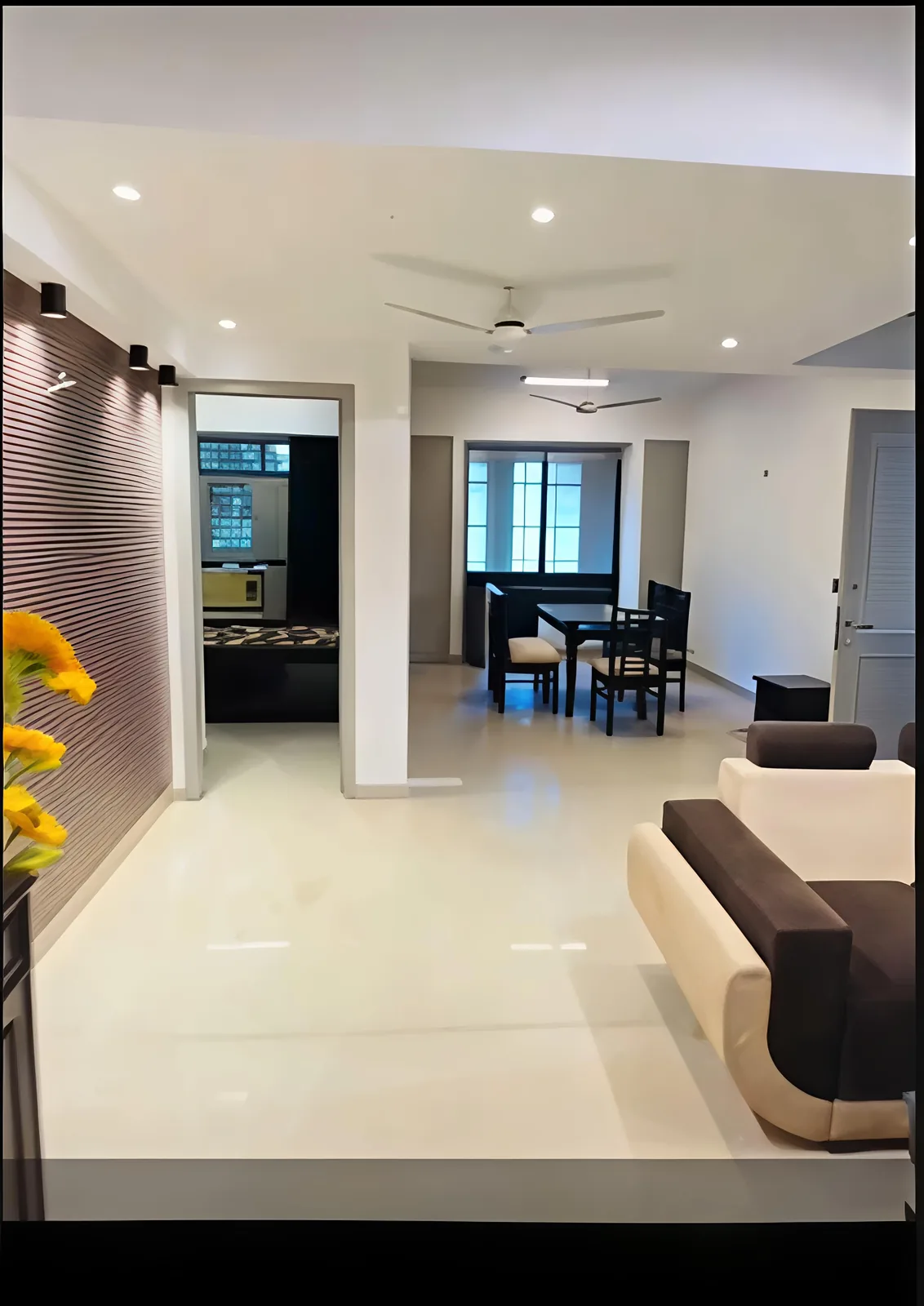 L-17A/5 First Floor, DLF Phase-2 photo 5