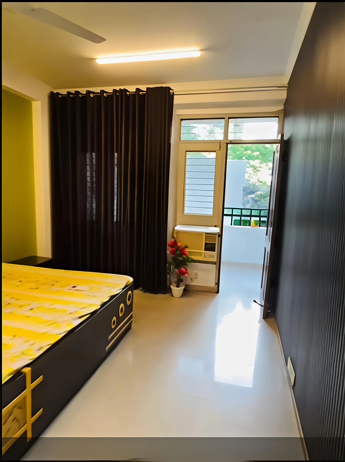 L-17A/5 First Floor, DLF Phase-2 photo 6