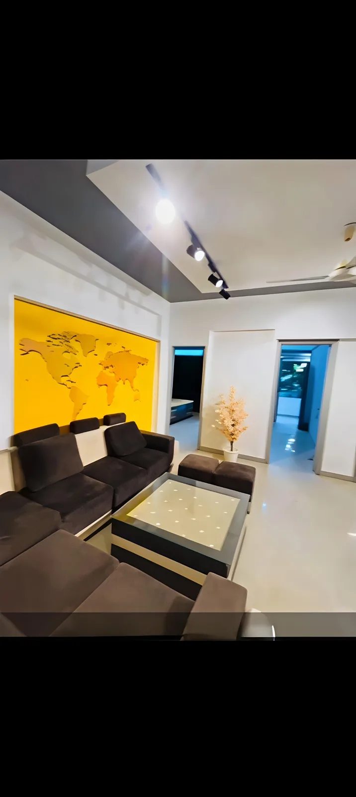 L-17A/5 First Floor, DLF Phase-2 photo 47