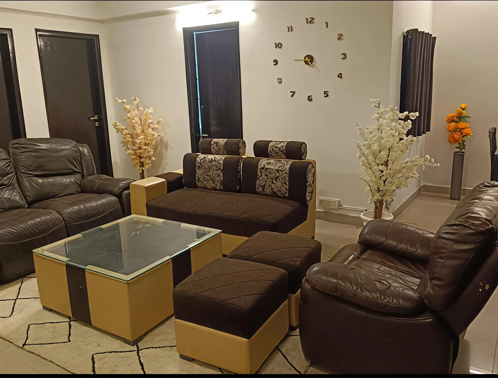 L-17A/5 Second Floor, DLF Phase-2 photo 11