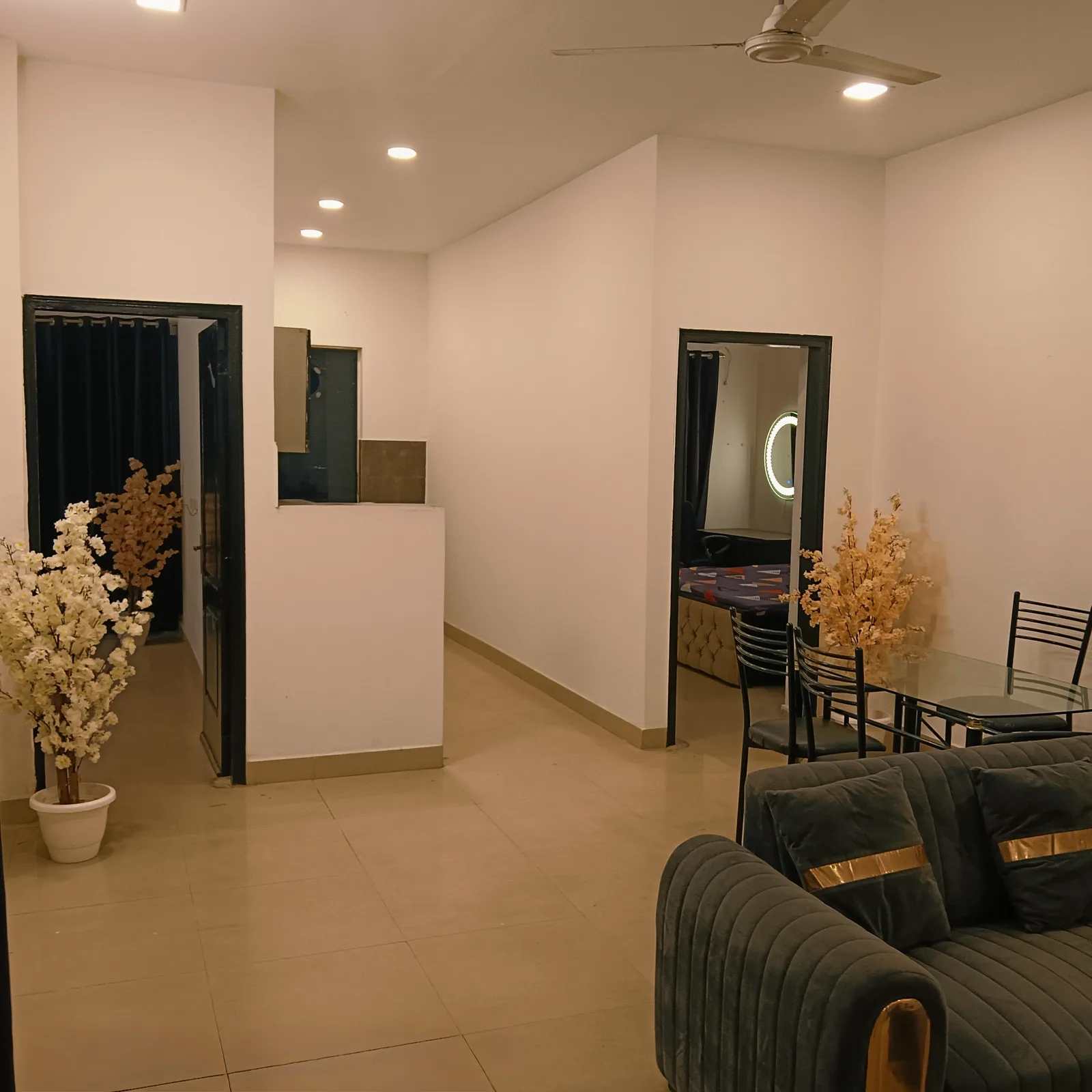 L-17A/5 Third Floor, DLF Phase-2