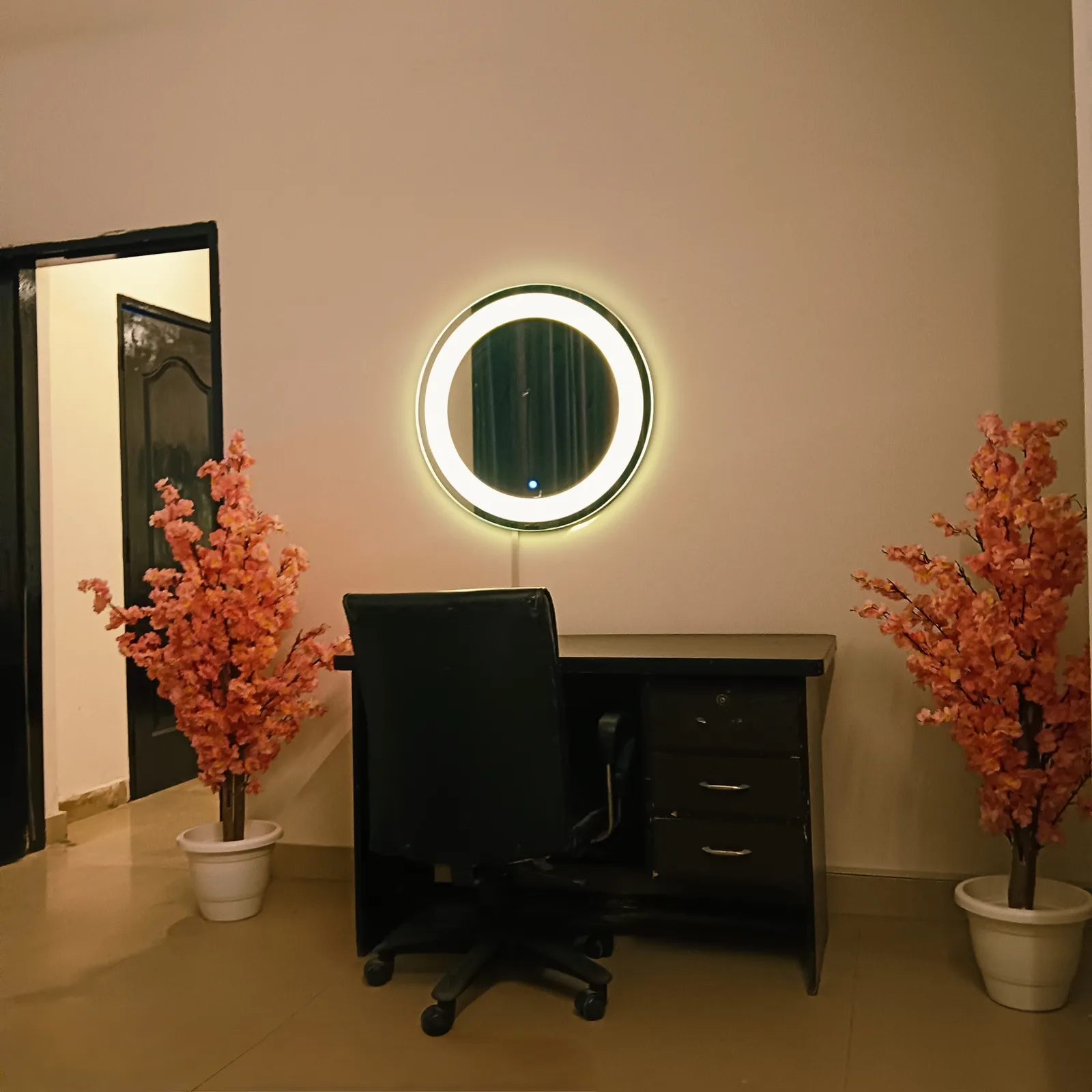 L-17A/5 Third Floor, DLF Phase-2 photo 8