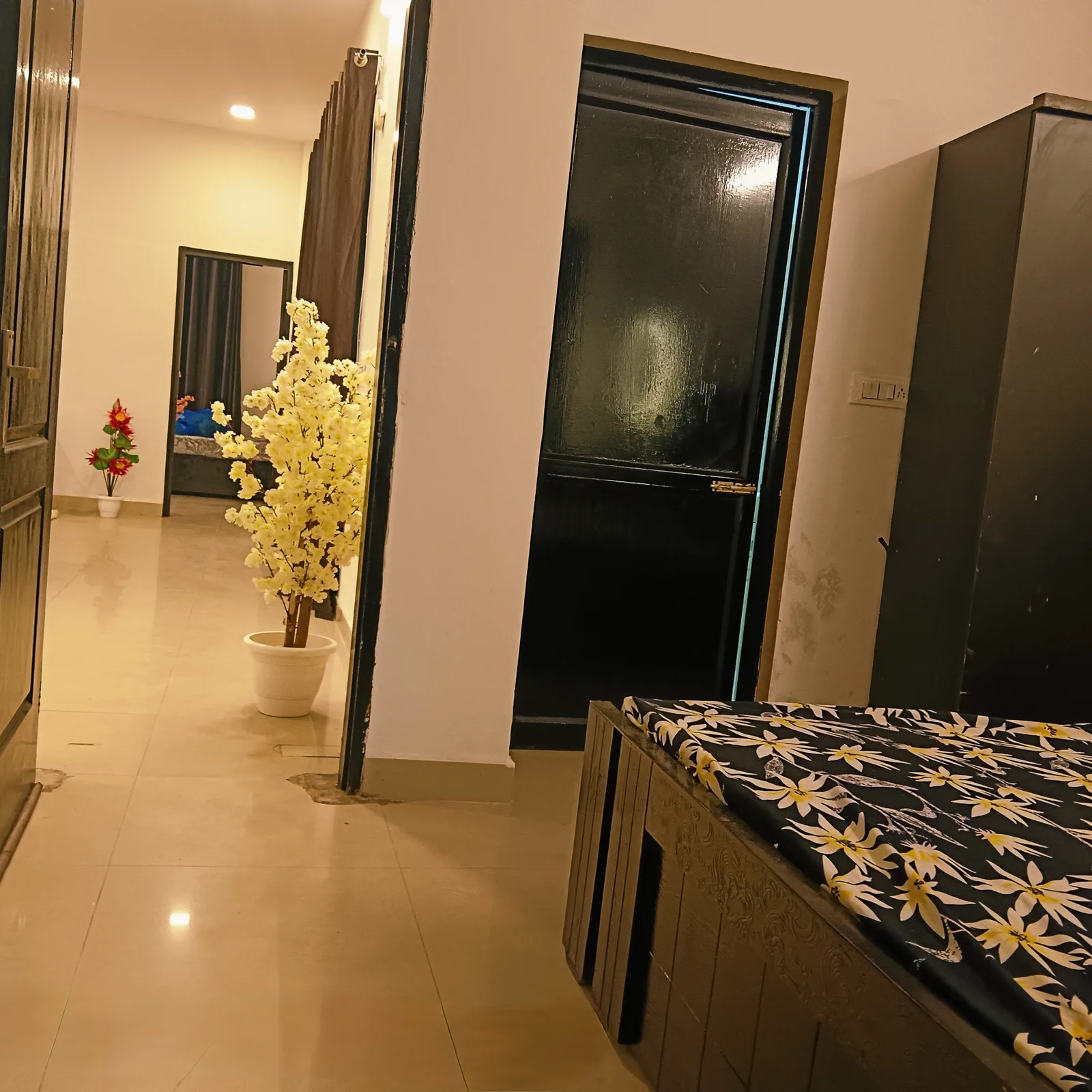 L-17A/5 Third Floor, DLF Phase-2 photo 20