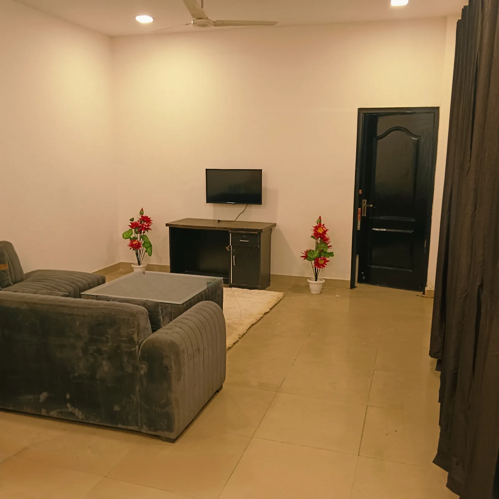L-17A/5 Third Floor, DLF Phase-2 photo 32