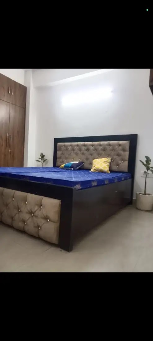 D-1802, Sector 107 verified property photo 3